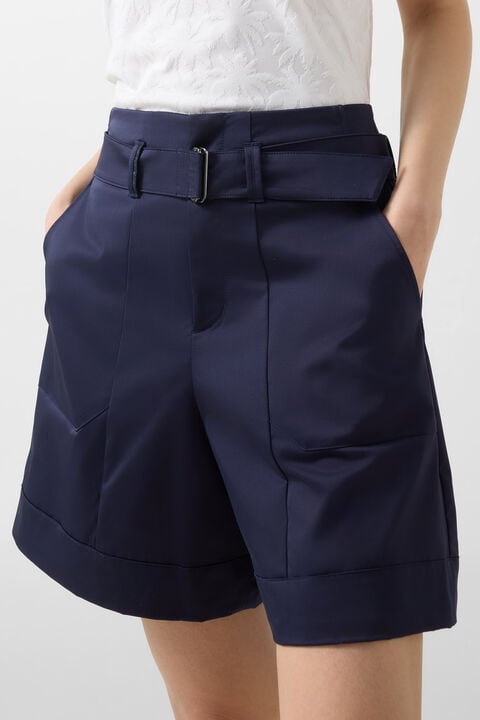 Lexa Functional Bermuda Shorts In Navy Blue