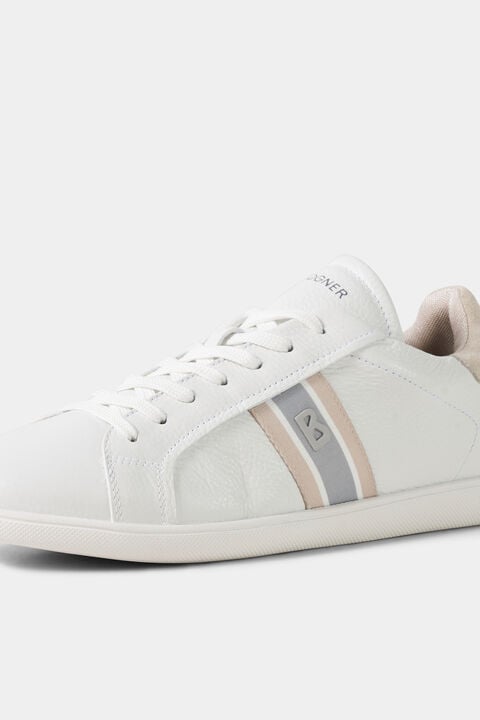Columbus Trainers In White/Beige