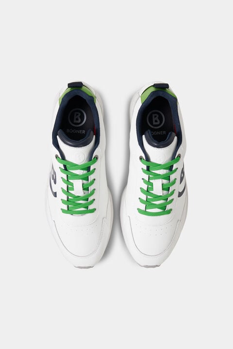 Golf Sneaker In White/Navy Blue