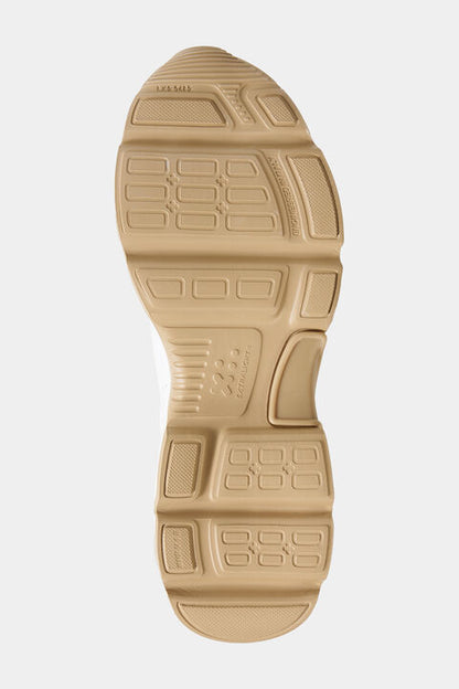 Kobe Sneaker In White/Gold